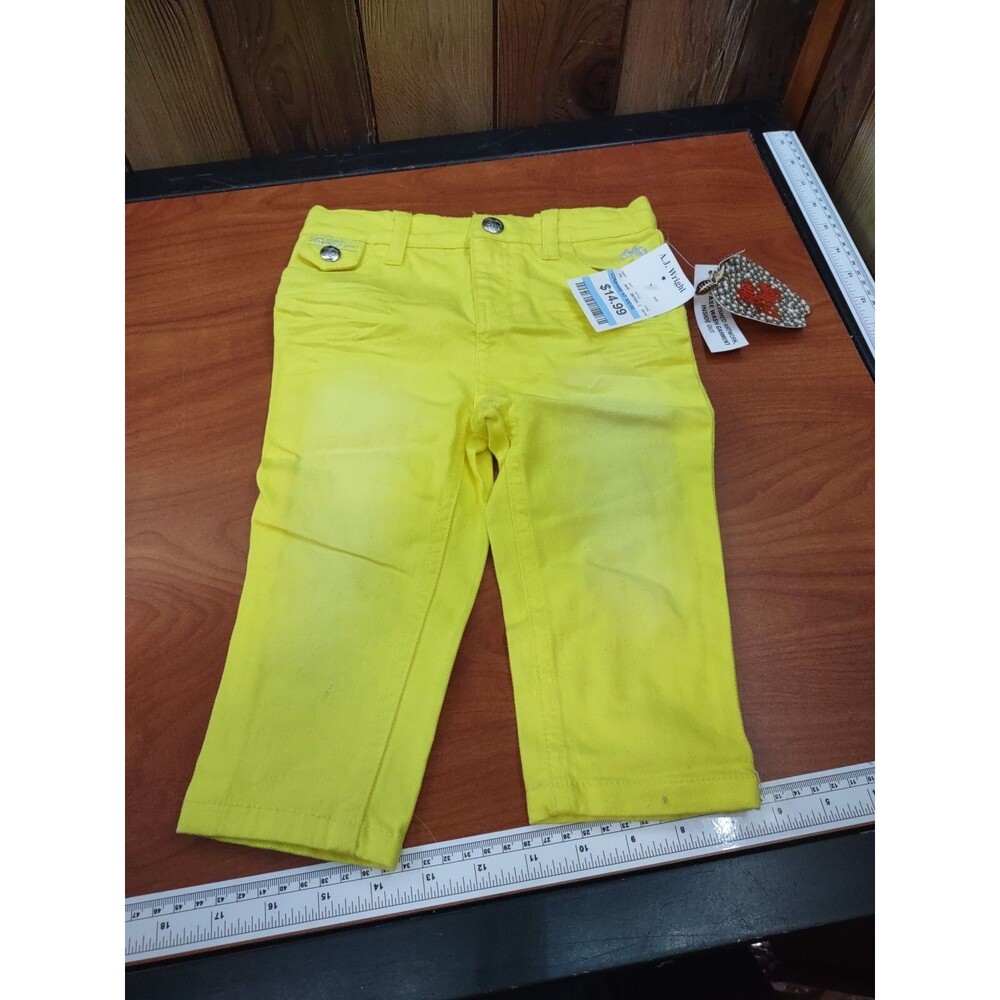 Rare Girls Bright Yellow Apple Bottom Jeans by Nelly Size 4t NEW NWT